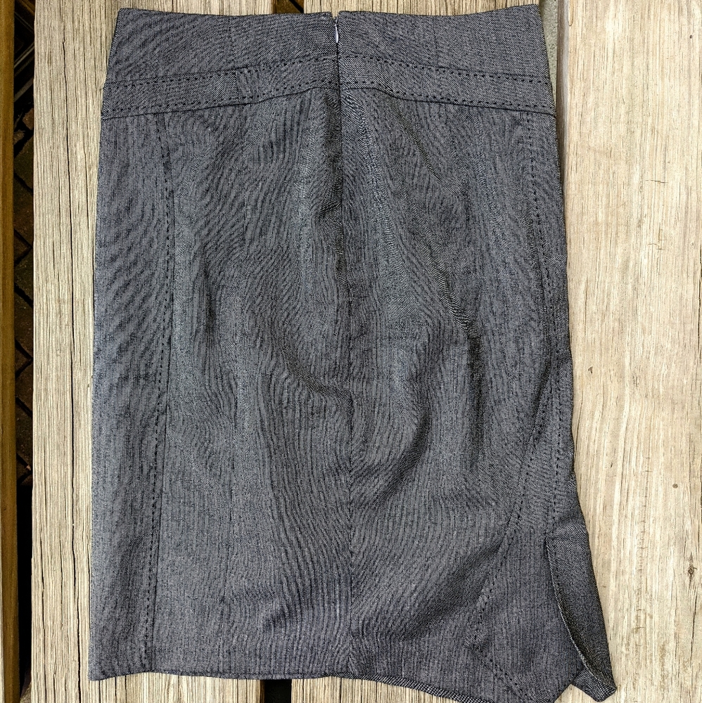 Worthington Women Gray Tweed Pencil Skirt l 10
